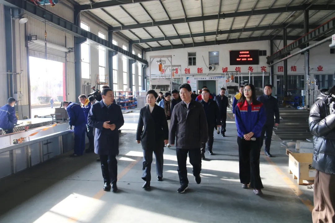 市政協黨組書記、主席孟慶斌一行赴銳智智能開展調研指導工作